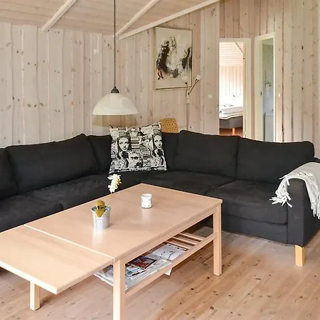 Four-bedroom Holiday In * Hals