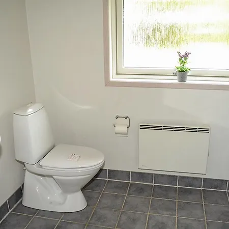 Four-bedroom Holiday In * Hals